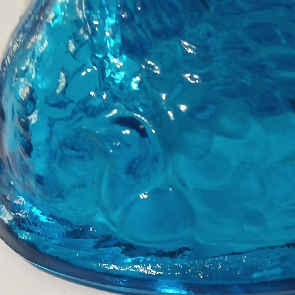 Vintage L E Smith Vibrant Blue Glass Hen on Nest Rare Color - Picture 4 of 7